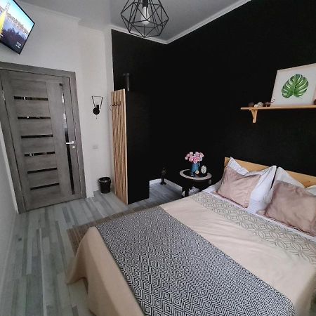 Halal-Apartamenty Рядом Трц Megaalma-Ata Eksteriør billede